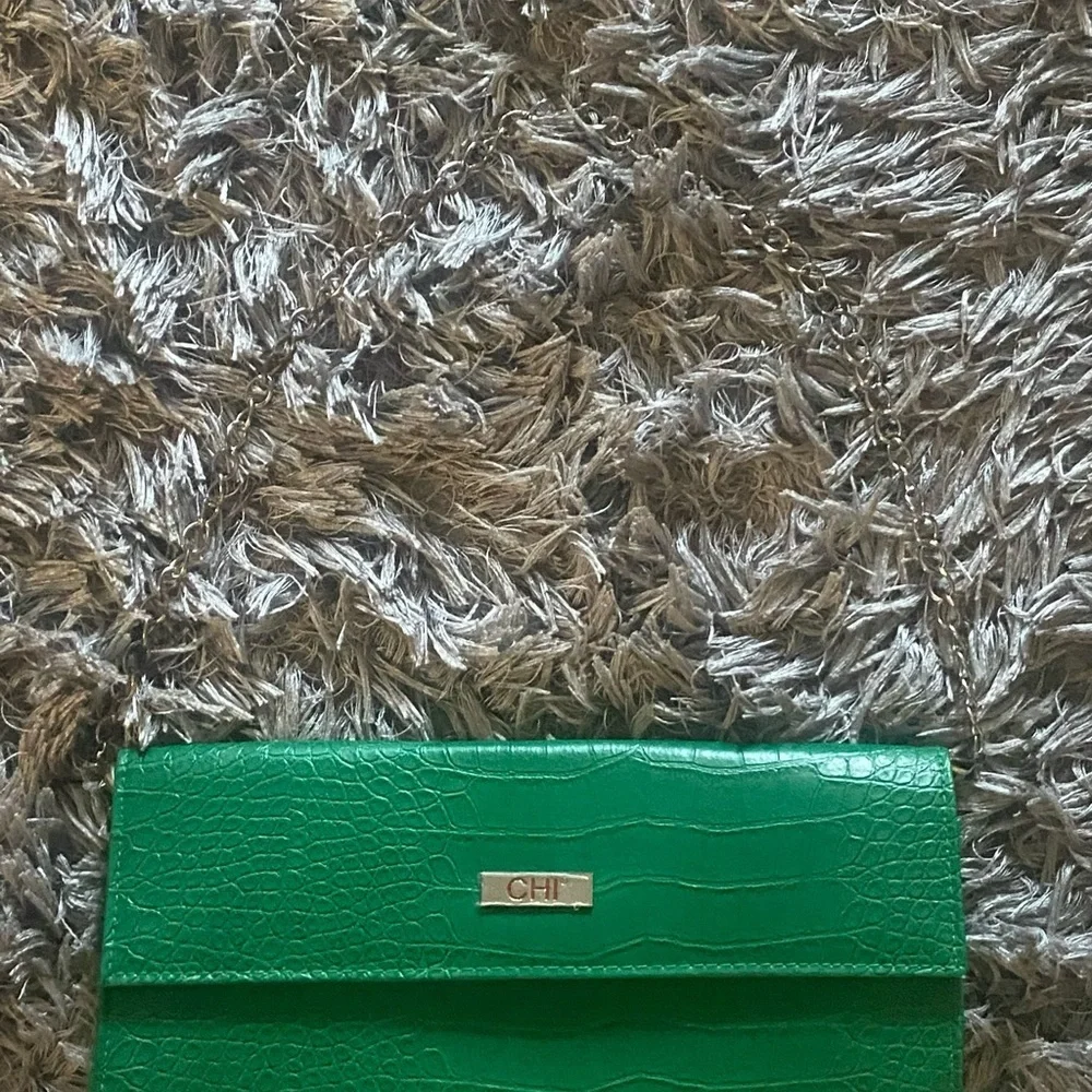 CHI Green Crocodile Embossed Clutch